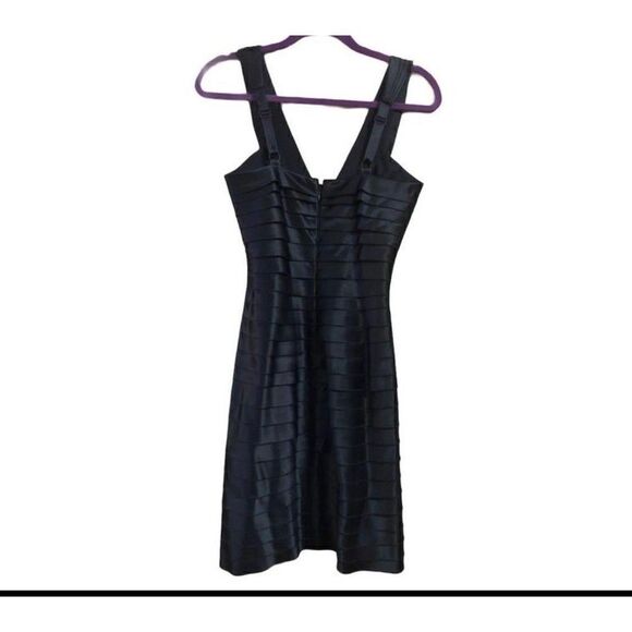 BCBG MaxAzria black tiered mini dress 0 - Picture 1 of 5